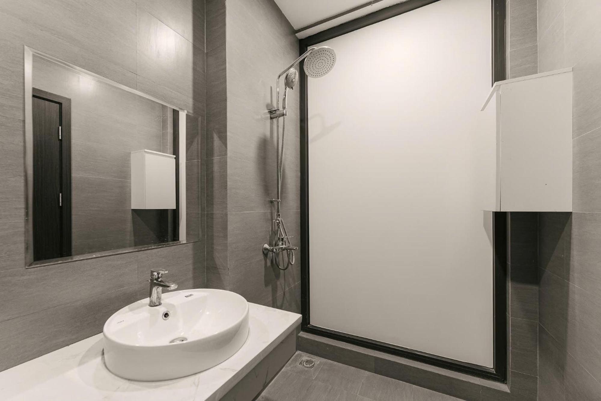 Delapong Hotel And Apartment Ha Noi Hanoi Exteriör bild