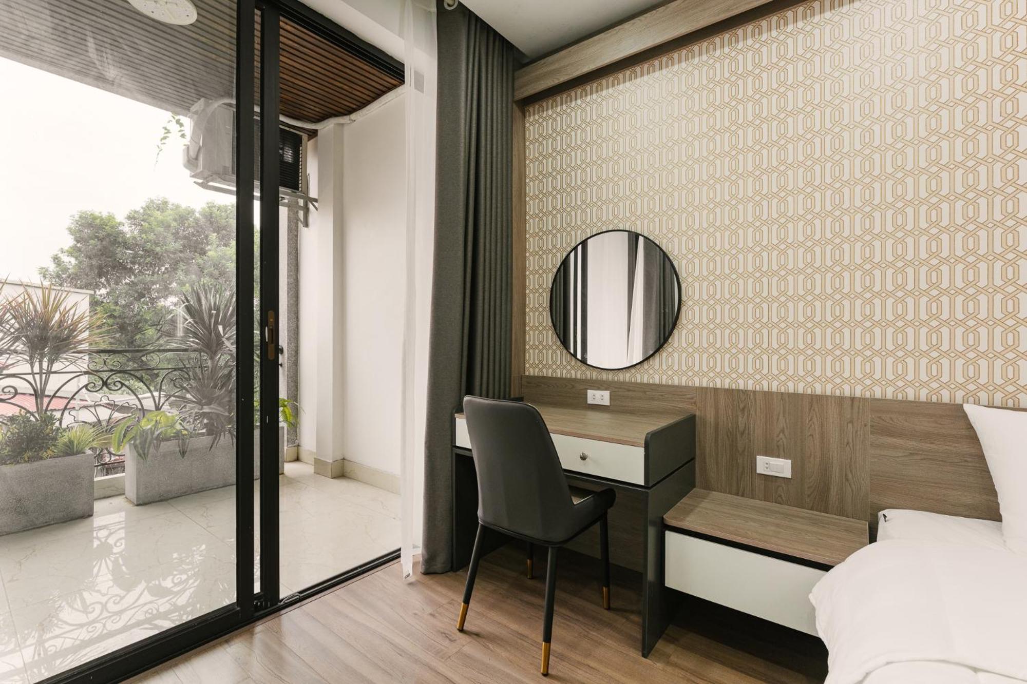 Delapong Hotel And Apartment Ha Noi Hanoi Exteriör bild