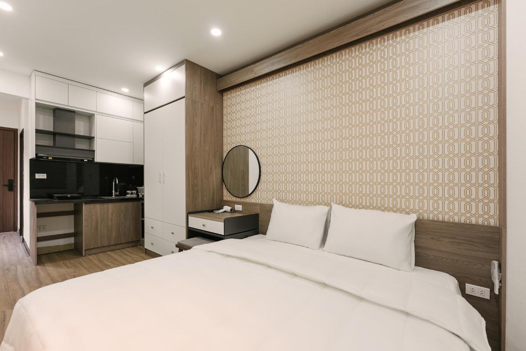 Delapong Hotel And Apartment Ha Noi Hanoi Exteriör bild