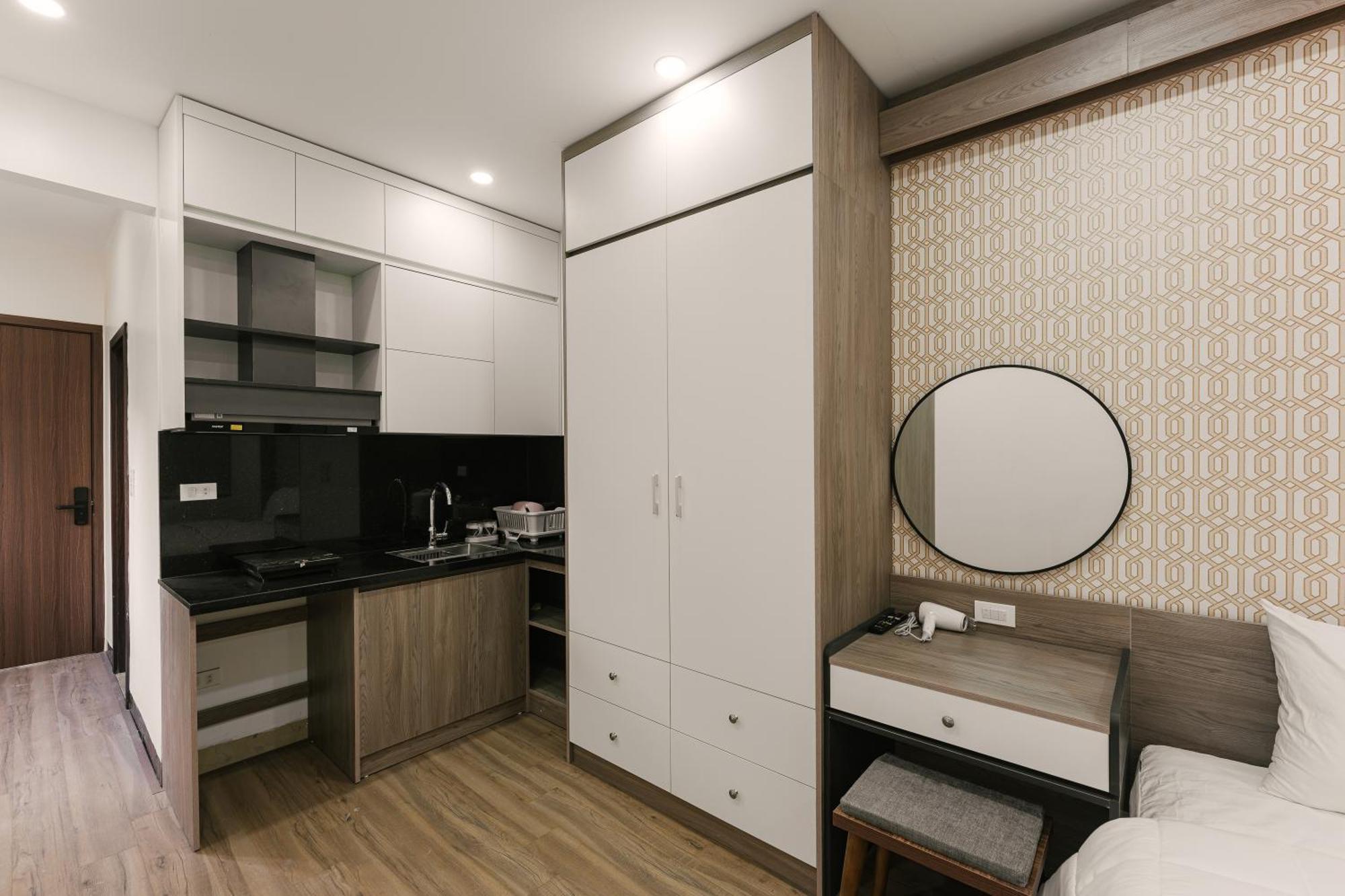 Delapong Hotel And Apartment Ha Noi Hanoi Exteriör bild