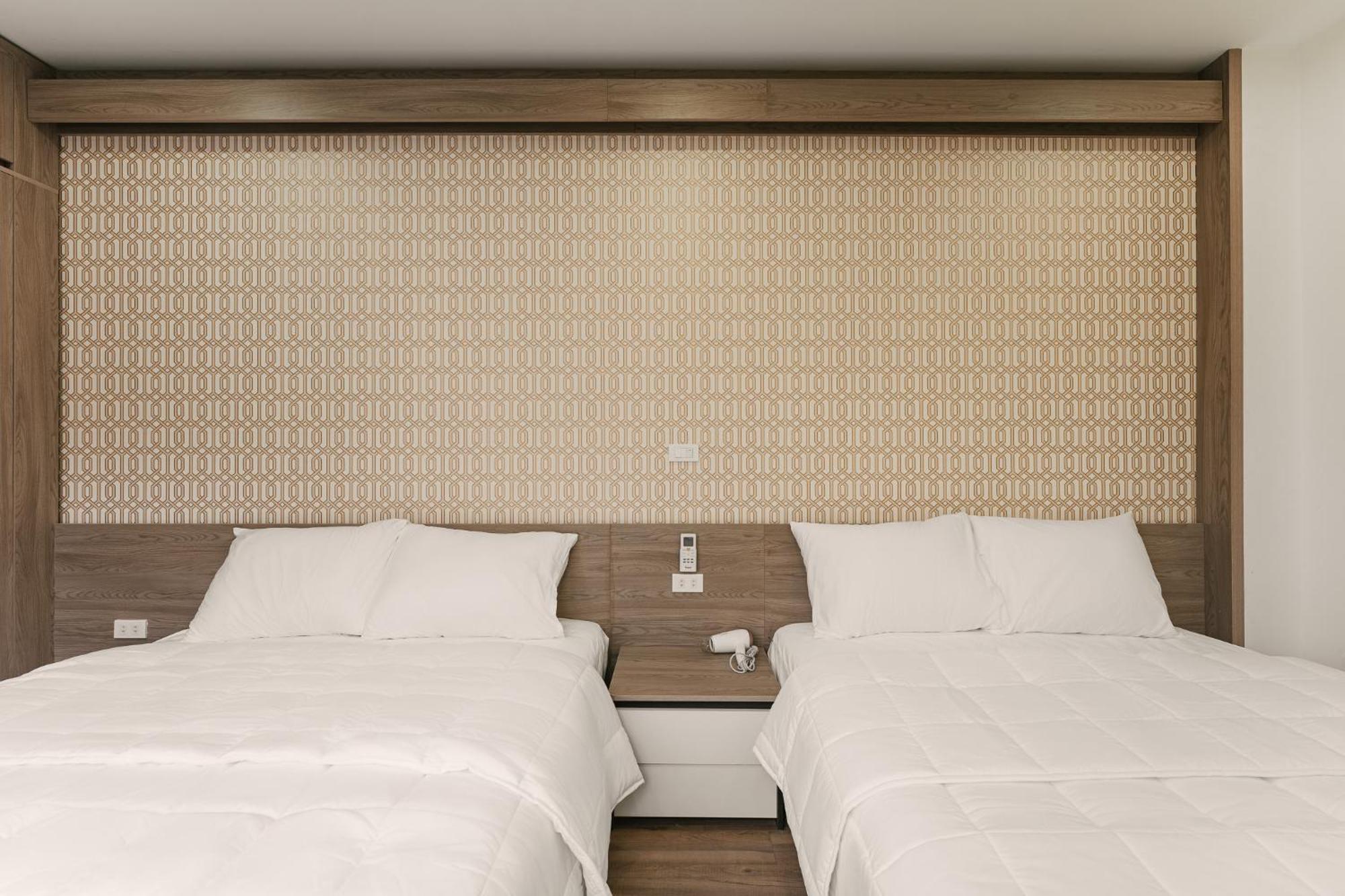 Delapong Hotel And Apartment Ha Noi Hanoi Exteriör bild